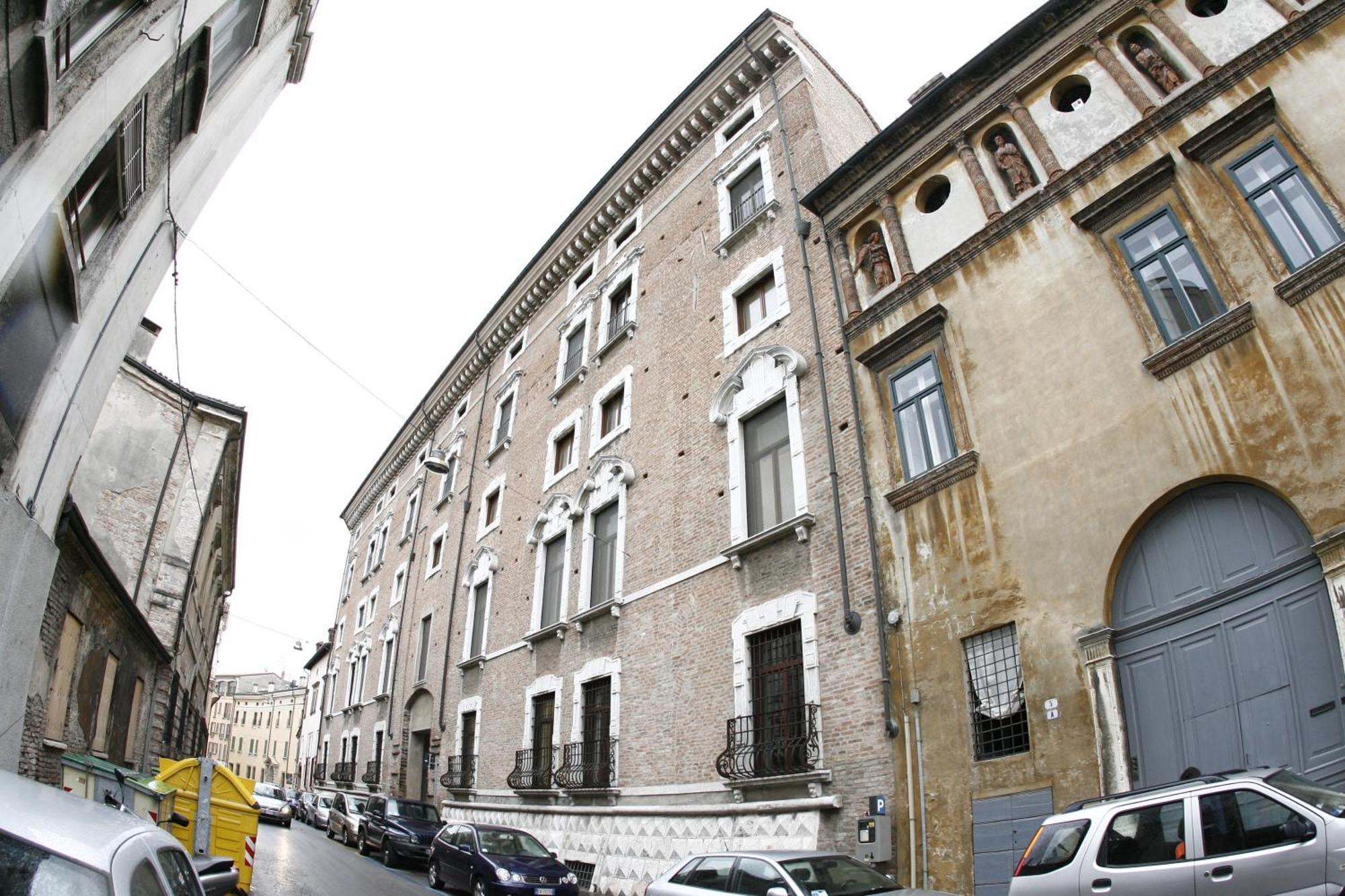 Casa Museo Palazzo Valenti Gonzaga Otel Mantua Dış mekan fotoğraf
